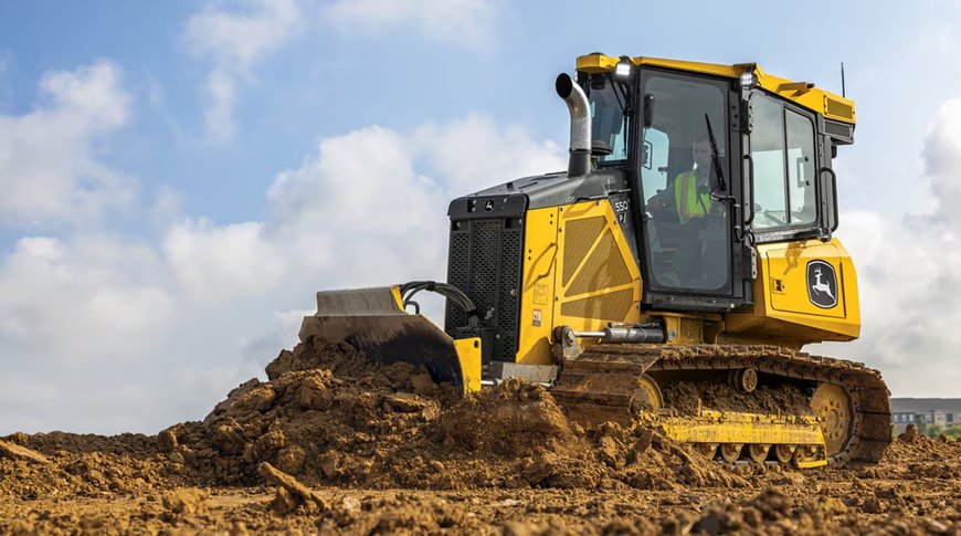 John Deere Debuts its Next Generation SmartGrade Technology of Small Dozers